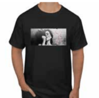 T-Shirt Invictus Love Is She